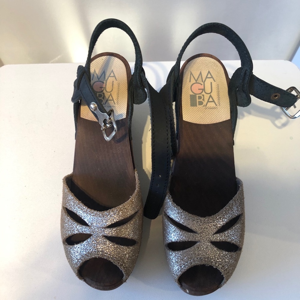 Sustainable high heeled CLOGS - Maguba of Sweden
